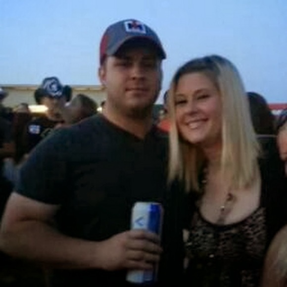 Meet your Posher, Stephanie - Picture 1 of 1